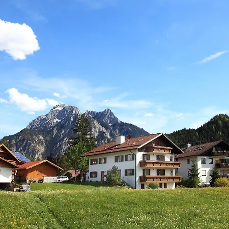 Haus Luna - *